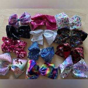 Lot of 12 JoJo bows